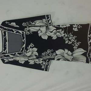 White House Black Market sz medium black and white dress